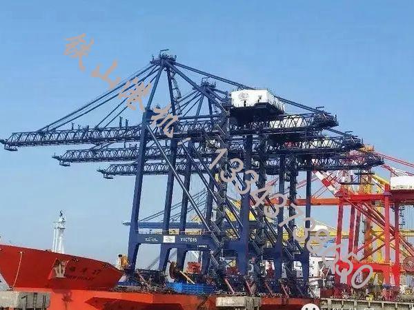 湖南衡陽岸橋廠家岸橋工作起來效率高，節(jié)省空間